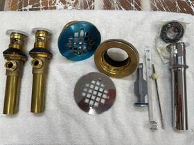 523800 Delta 2 Lavatory Brass Drains Shower 1 Drain