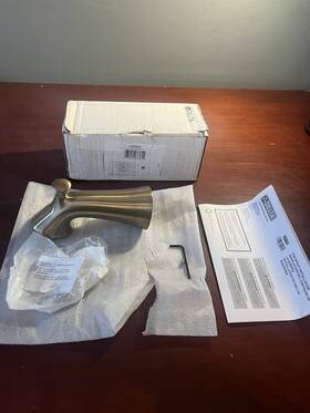 Rp51303cz Delta Faucet Lahara Integrated Diverter Tub Spout Champagne Read