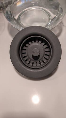 Lkqd35ch Elkay Used Polymer 3-1/2 Inch Disposer Flange With Removable Strainer And Rubber Stopper