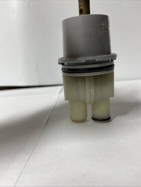 Rp4607 Everbilt 56097 4 1/8 Inch B-19 Broach Single Lever Cartridge For Delta Replaces