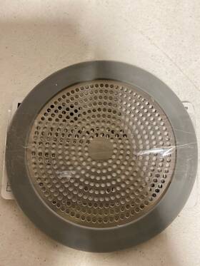 865230 Everbilt 5-3/4 Inch Shower Strainer