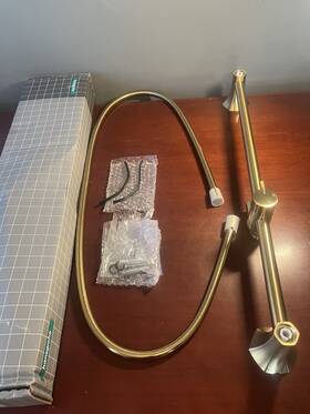 04829250 Hansgrohe Locarno 26-5/8 Inch Wall Mount Slide Bar Brushed Gold Optic Read