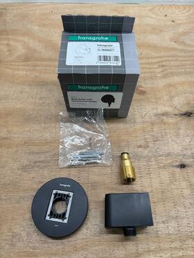 26888671 Hansgrohe Fixfit S Round Wall Elbow Matte Black Used