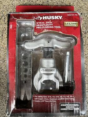 1003 Husky 883652868682 3/16 In To 3/4 Pro Tubing Flaring Tool Heavy Duty Model 915 700