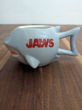 Jw13063d Jaws Great White Shark Sculpted Ceramic Mug Holds 20 Ounces