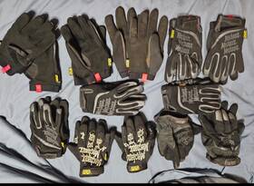 H15-05 Mechanix 12 Pairs Wear Breathable Utility Gloves Size Medium 9 Pre Owned