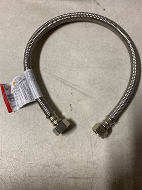Proflo Pfx146424 1/2 Inch Comp X Fip 20 Stainless Steel/pvc Faucet Connectors