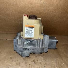 Vr8200h3000 Resideo 1/2 Inch Npt Gas Valve Dual Standing Pilot 24vac