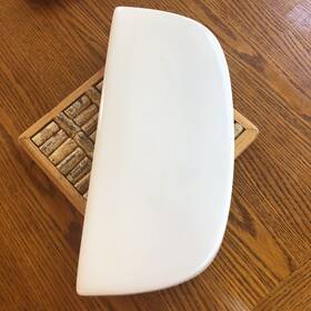 564-832 Seasons Brand Toilet Tank Lid Glacier Bay