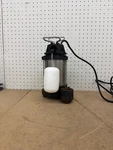 Wayne 3/4 Hp Submersible Sump Pump. Fixed Price $129.99.