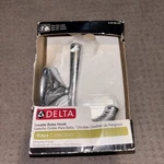 Delta Kaya Collection Robe Hook, Chrome Finish KAY35-PC Brand New. Fixed Price $14.67.